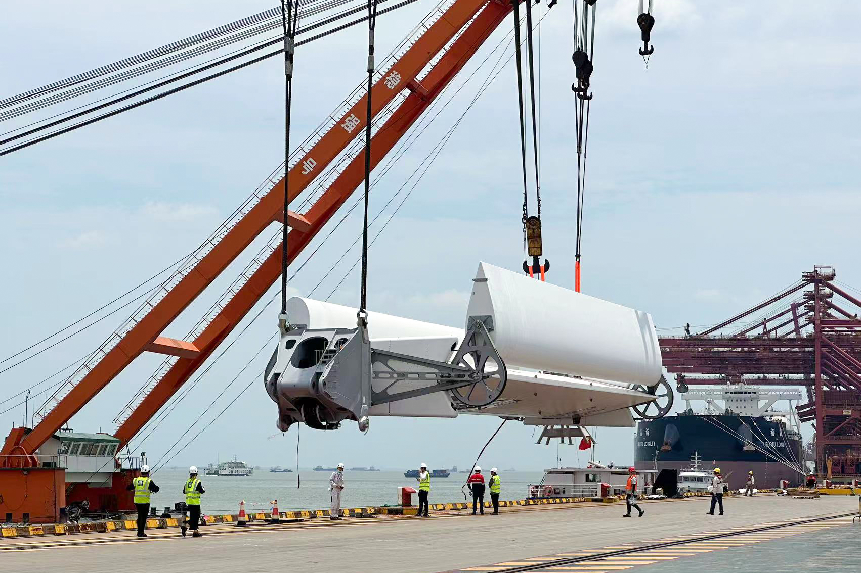 202309191329181695101358962198.jpg 翼型風(fēng)帆1.jpg